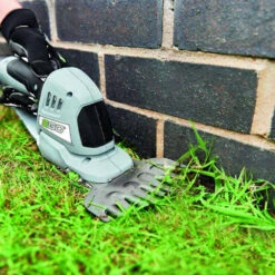 Taille Herbe Et Haie Lame 200 Mm Pack Batterie Et Chargeur 2 Ah Ego Cht2001e 15 Taille Herbe Et Haie Lame 200 Mm Pack Batterie Et Chargeur 2 Ah Ego Cht2001e -Magasin De Fournitures De Jardin 6358477795fa16.94236667