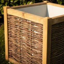 Jardinière En Chêne Avec Tressage Noisetier - Avec Bac Intérieur - 80 X 80 X 80 Cm -Magasin De Fournitures De Jardin 64651e9517ec57.28666002