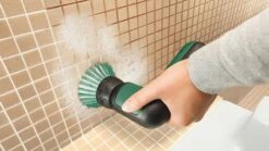 Bosch Brosse De Nettoyage Sans Fil Universalbrush + Acc + Usb -Magasin De Fournitures De Jardin 646daf1a875095.42824949